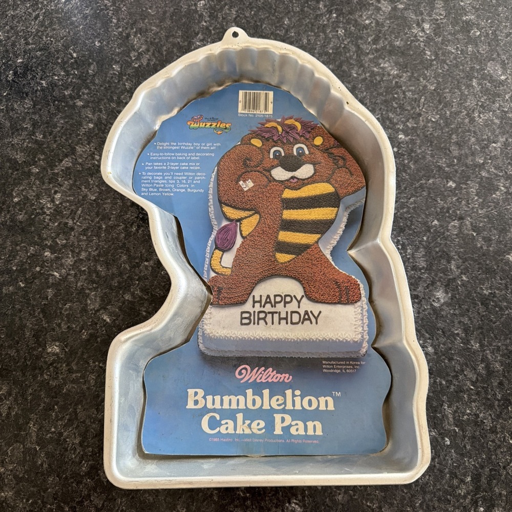 WILTON 1985 BUMBLELION CAKE PAN TIN MOLD  # 2105-1875 W/INSERT BACK INSTRUCTIONS